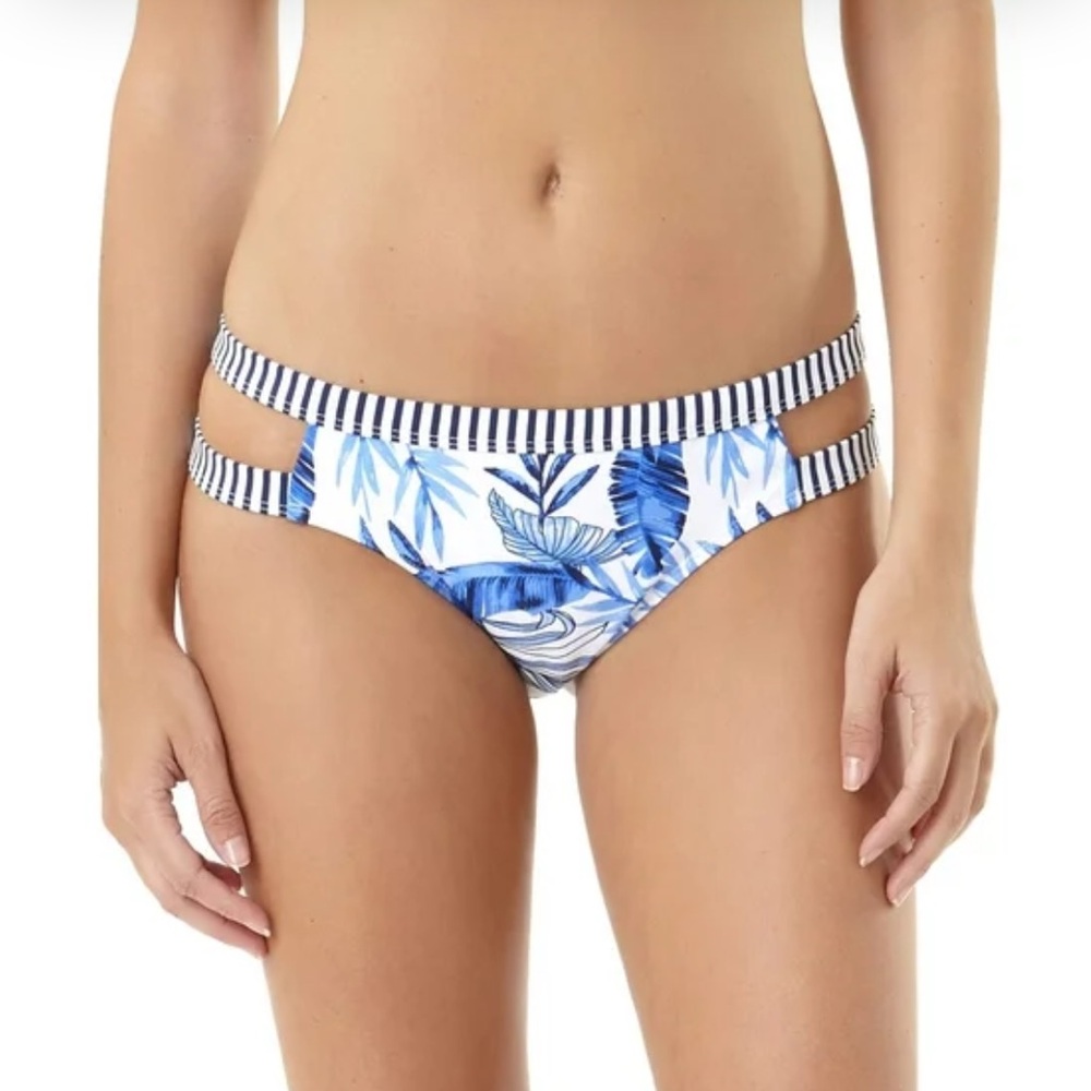No Boundaries Blue and White Floral Bikini Bottom Small (3-5) NWT